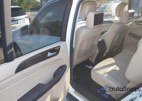 2018 Mercedes-Benz Gls 450 4Matic z USA, uszkodzony, nr VIN 4JGDF6EE6JB076816